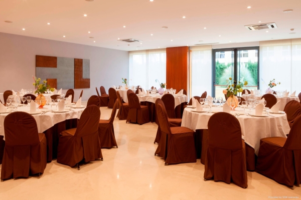 AC Hotel Sevilla Forum